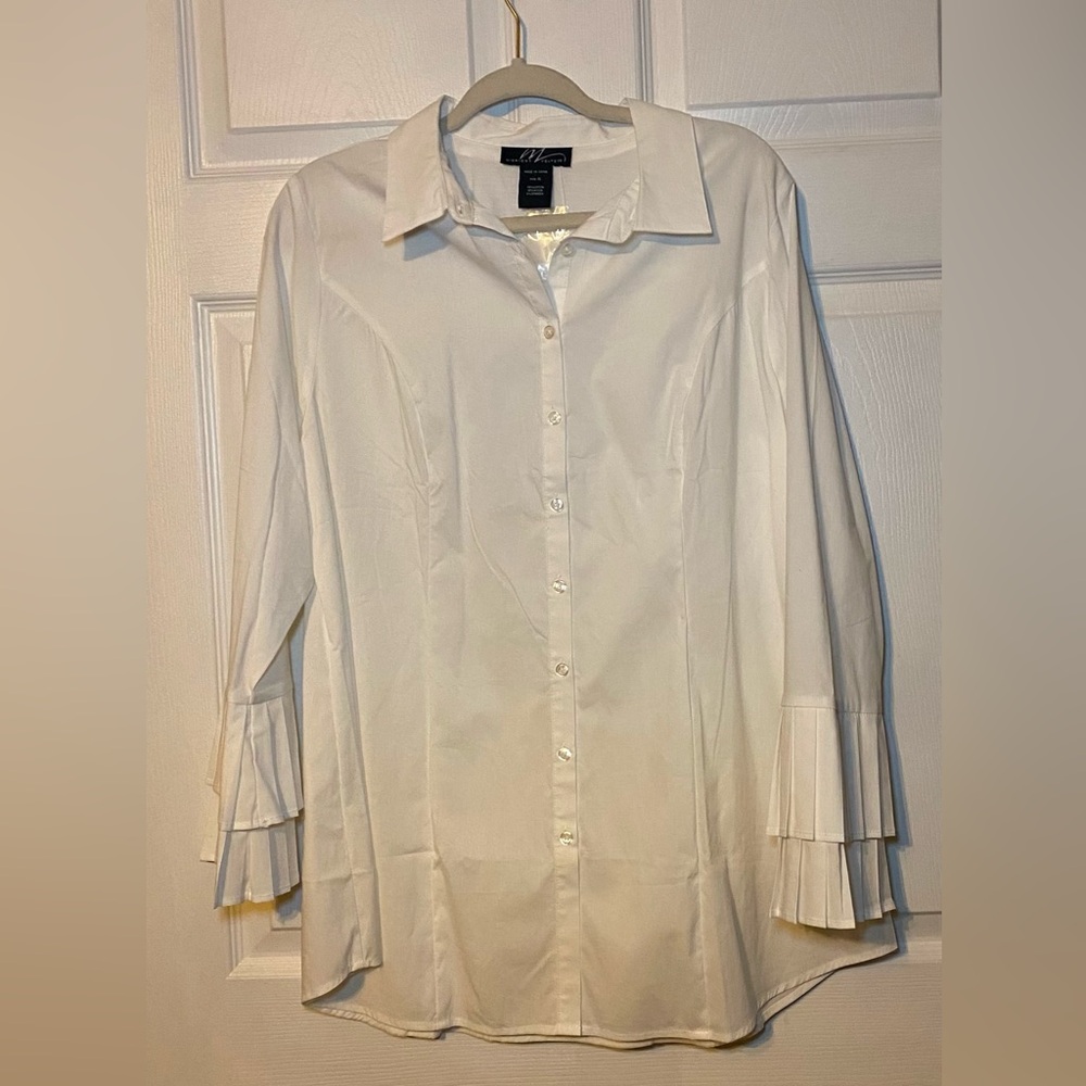 Midnight Velvet White Top Size XL